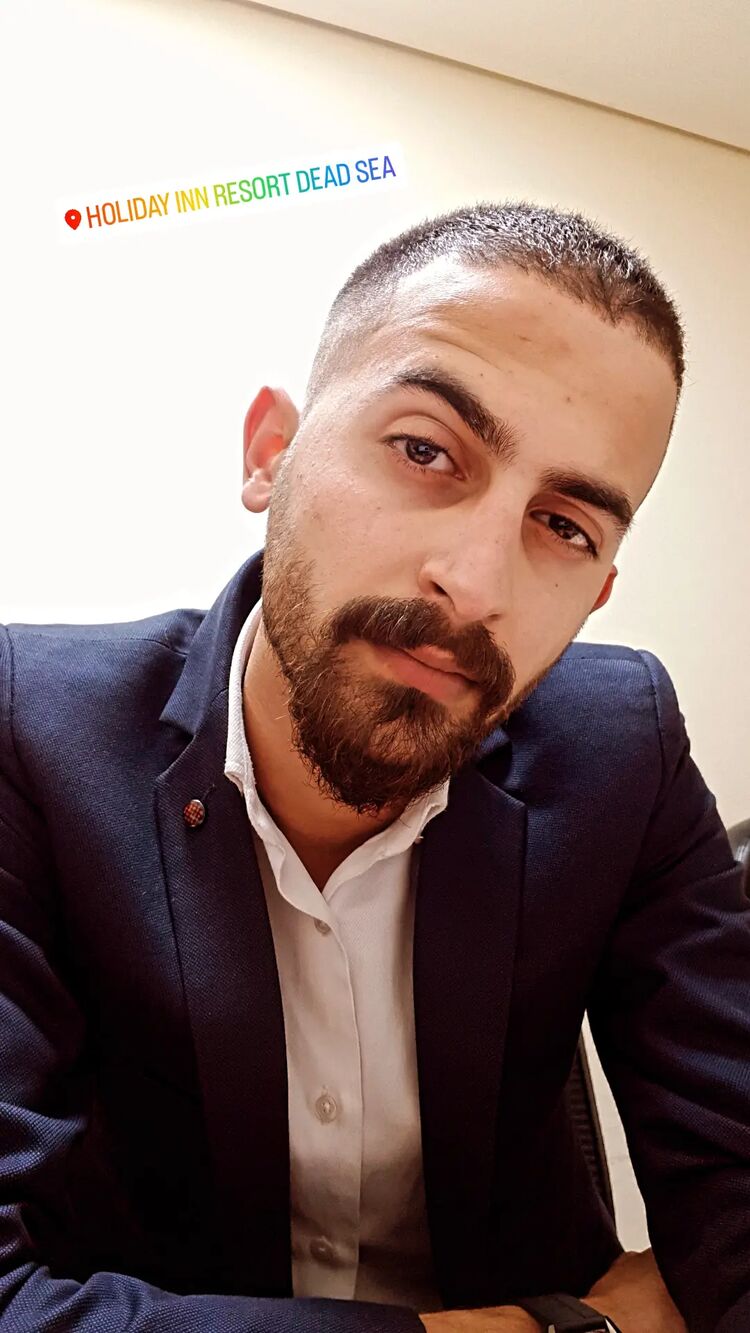  ,   Yahia, 25 ,   ,   