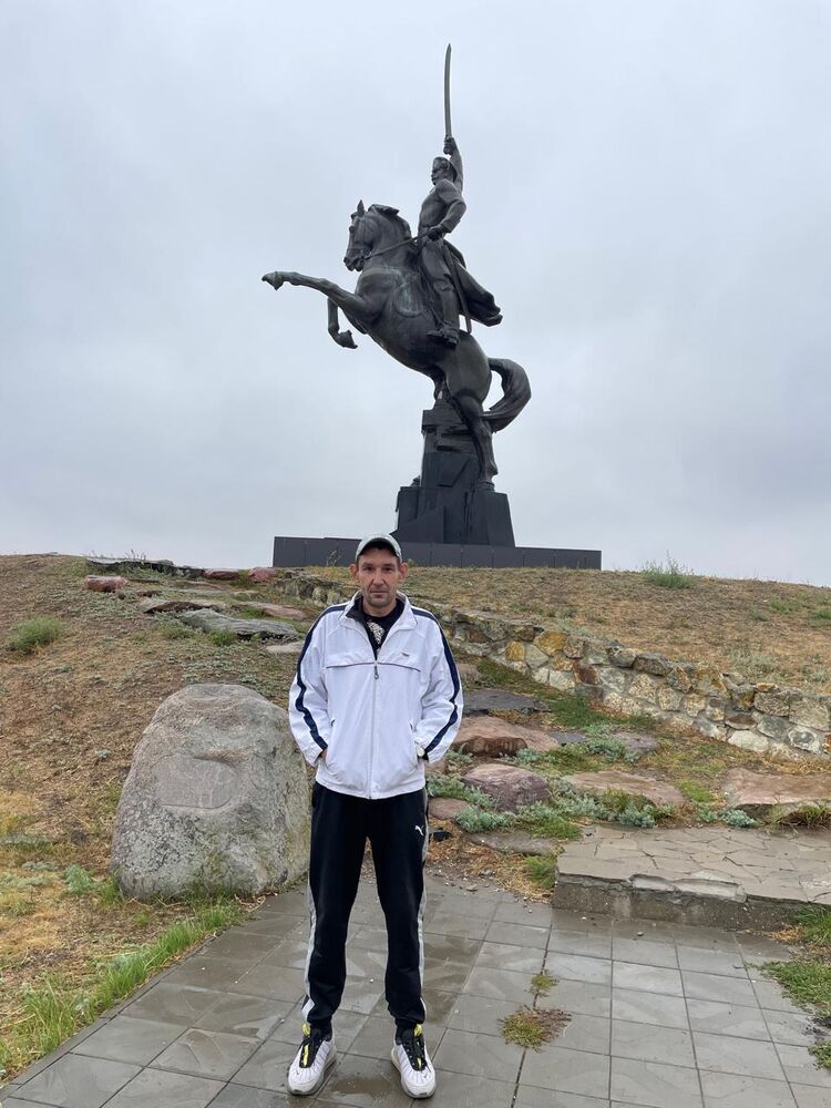  48151297  Oleg, 46 ,    --