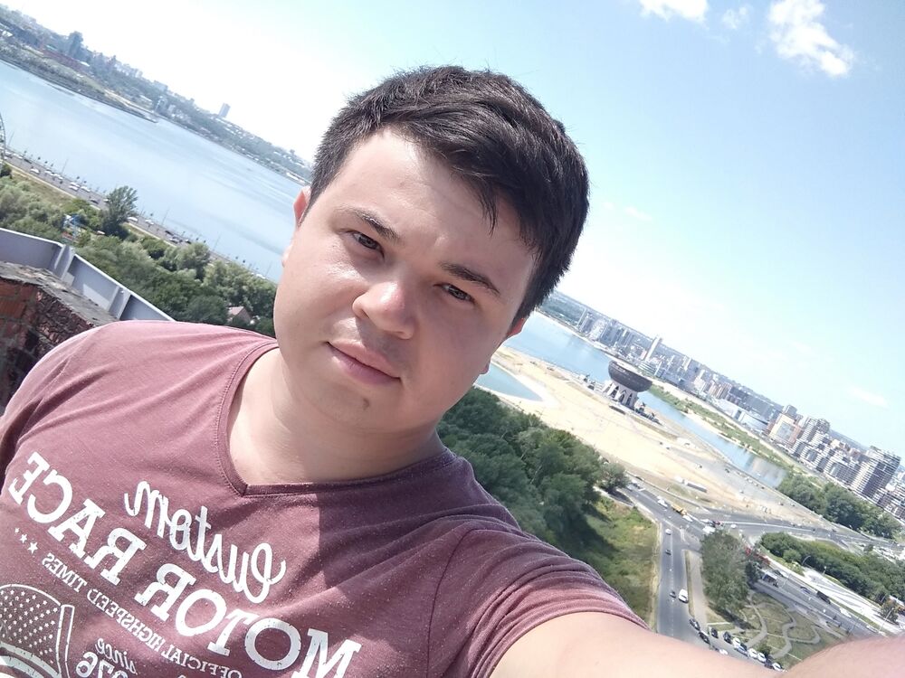  29940597  Azat, 35 ,    