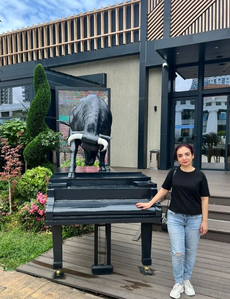  52699727  , 45 ,    --