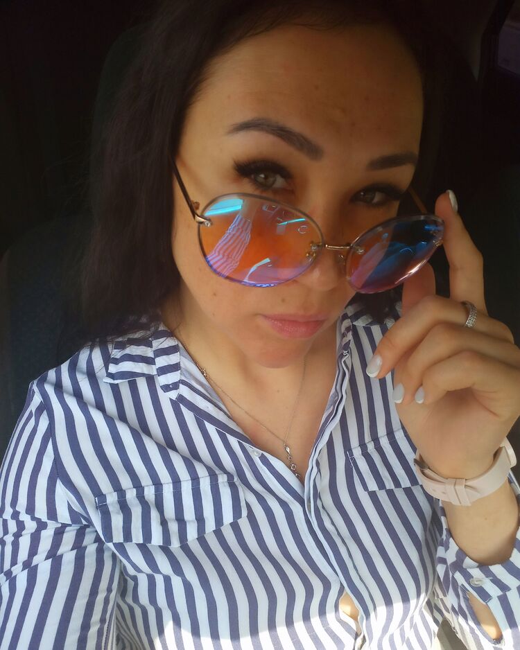  ,   Regina, 34 ,     , c , 