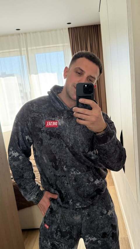  53824977  , 35 ,    