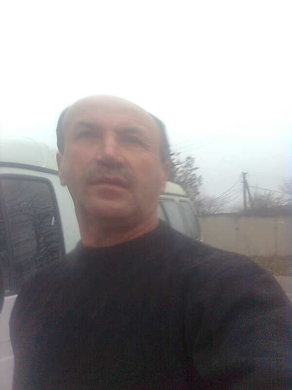 18723347  ALEKCAHDR, 54 ,    