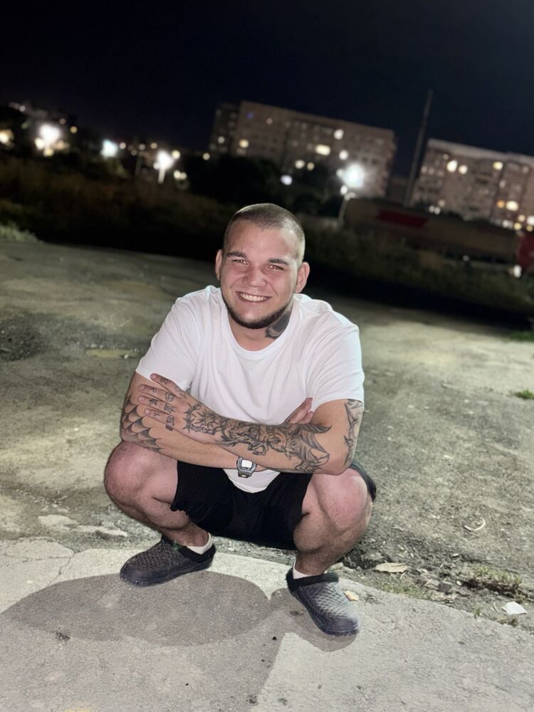  ,   Outfack, 22 ,   ,   