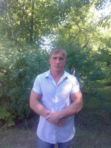 5512757  Aleksandr, 39 ,    