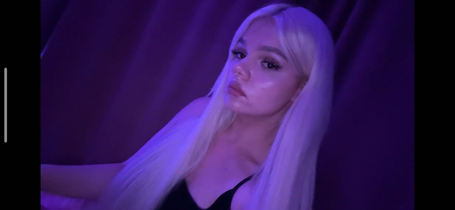  ,   Dasha, 20 ,   ,   , c 