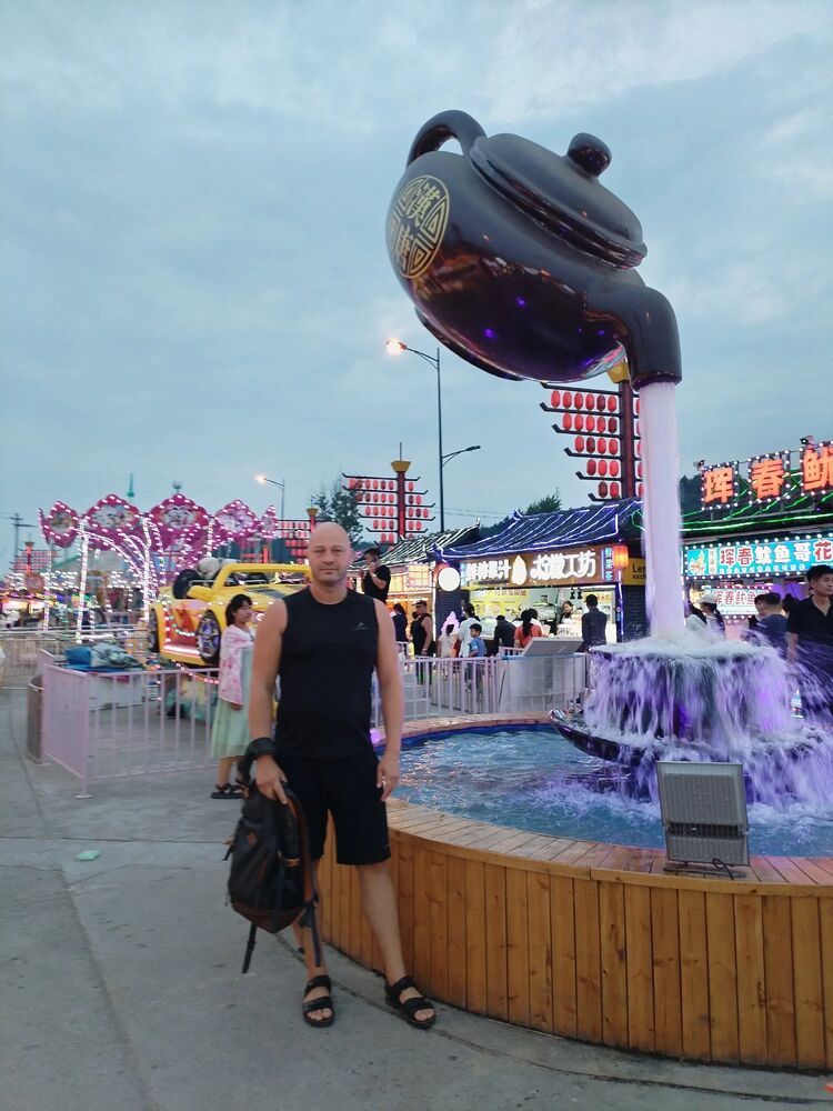  ,   Vitalik, 40 ,     , c 