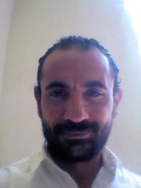  24117437  Emam, 42 ,    
