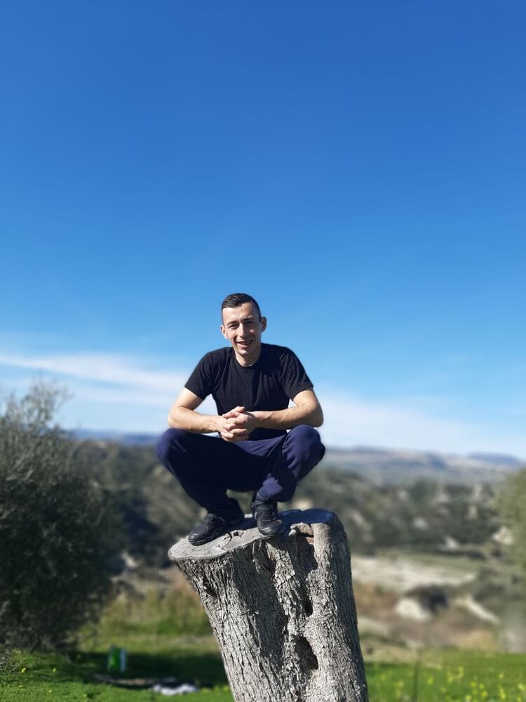  ,   Vik, 29 ,   ,   