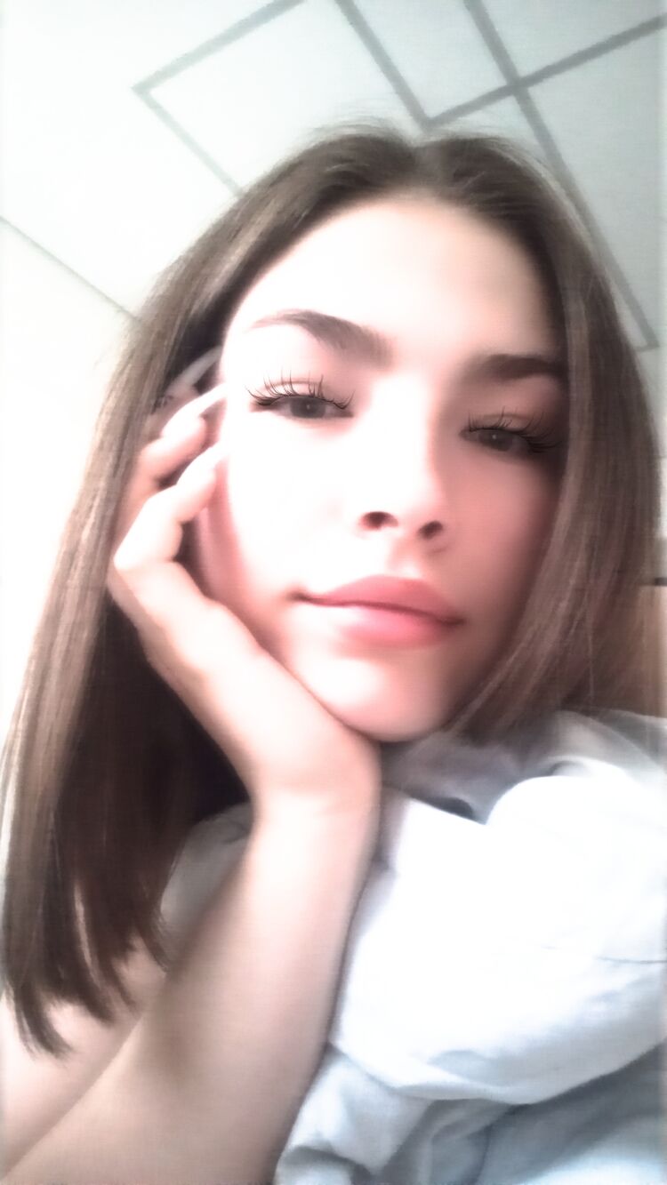  52969467  Kira, 20 ,    