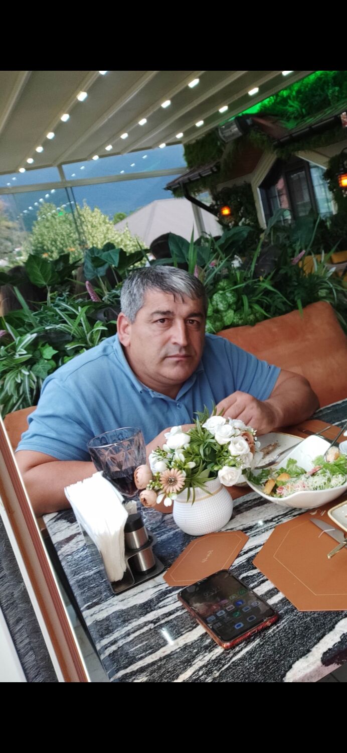  51747077  Anar, 47 ,    