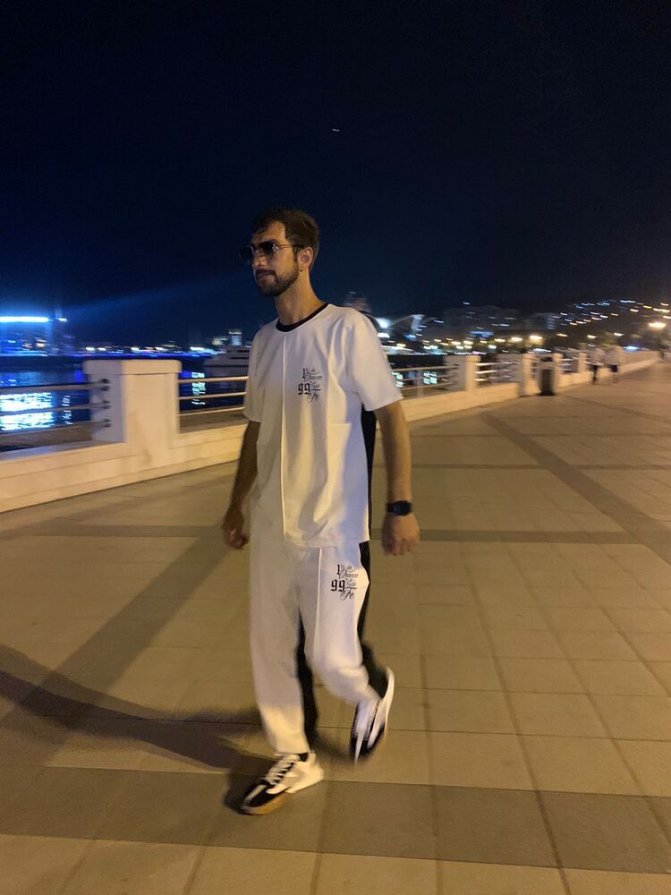  44446737  Sahin, 30 ,    