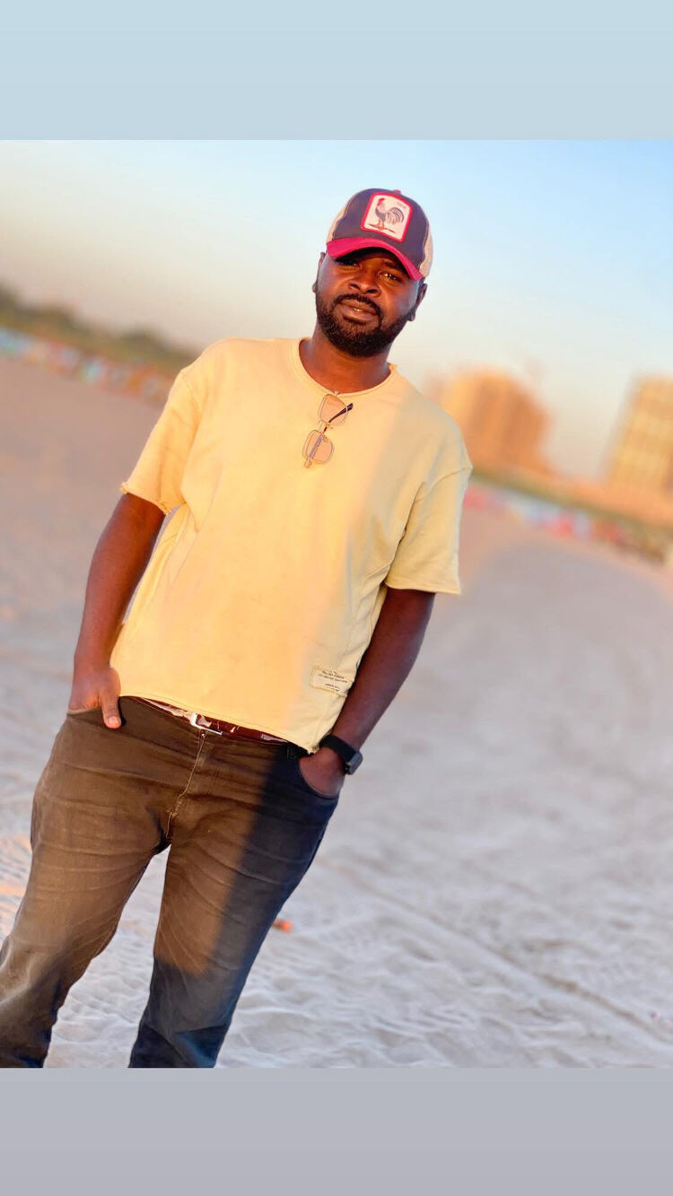 ���� 49767487 ������� Manis, 31 ���, ���� ���������� � �����