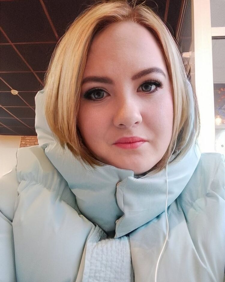  34917357  Ekaterina, 24 ,    