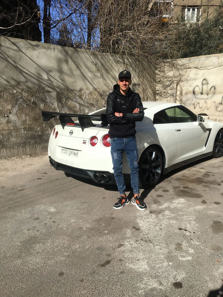  ,   Sultan, 24 ,   ,   