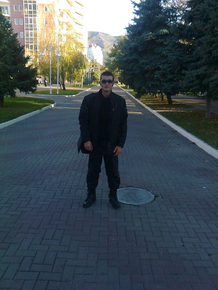  8072417  Kir, 35 ,    