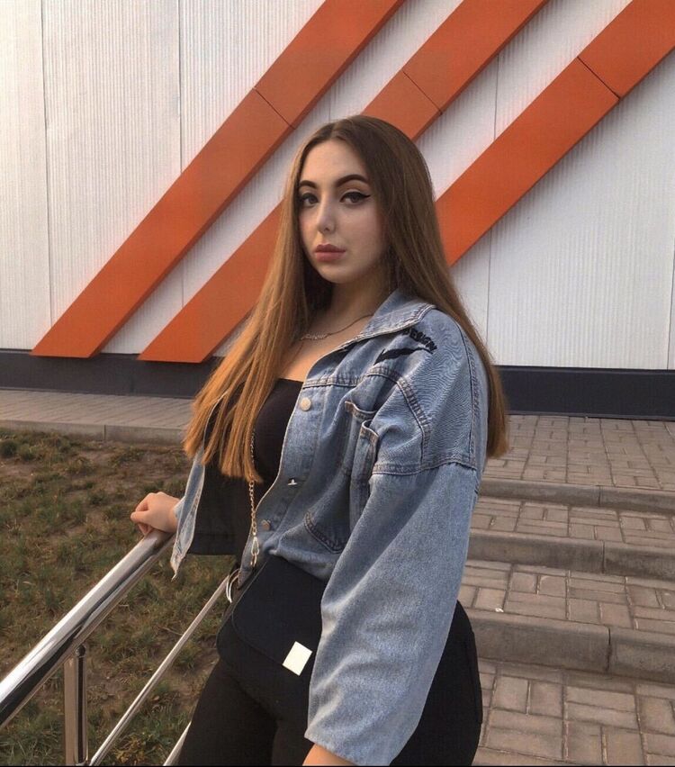  22752237  Elizaveta, 25 ,    
