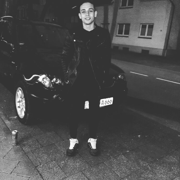 ���������� Bielefeld, ���� ������� Vasim, 28 ���, ������������ ��� ������, ����� � ���������, c�������� ���������