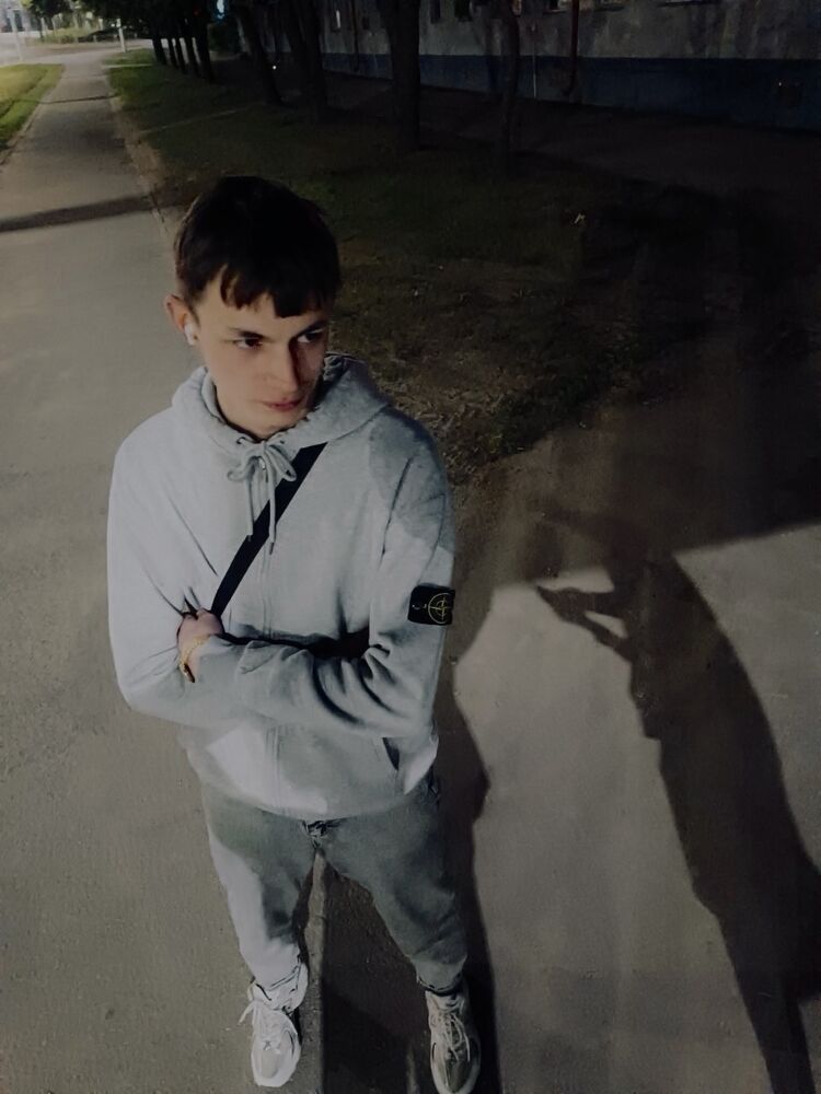  48339487  , 22 ,    