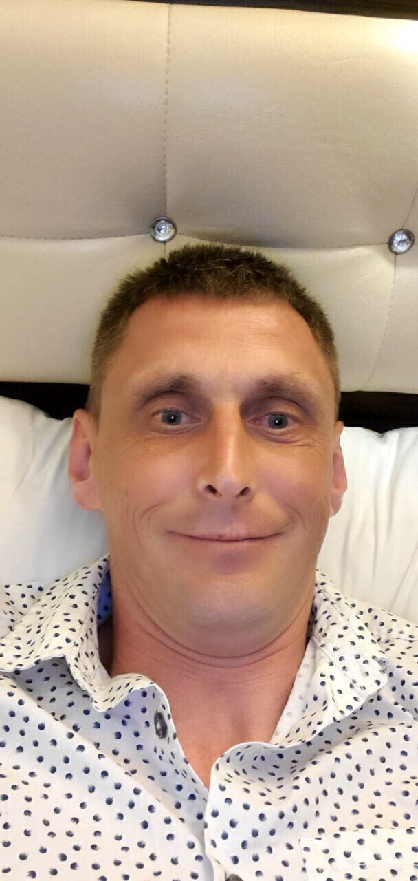  ,   Sasha, 40 ,   ,   , c , 