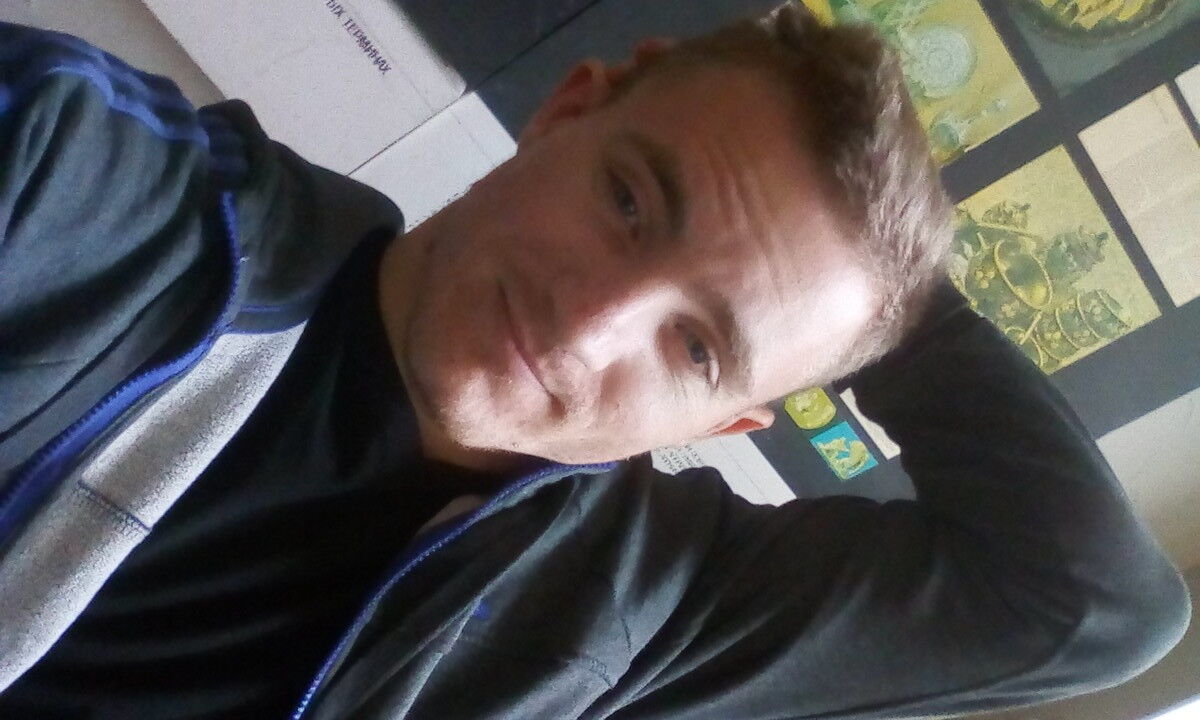  11039767  Pavel, 28 ,    