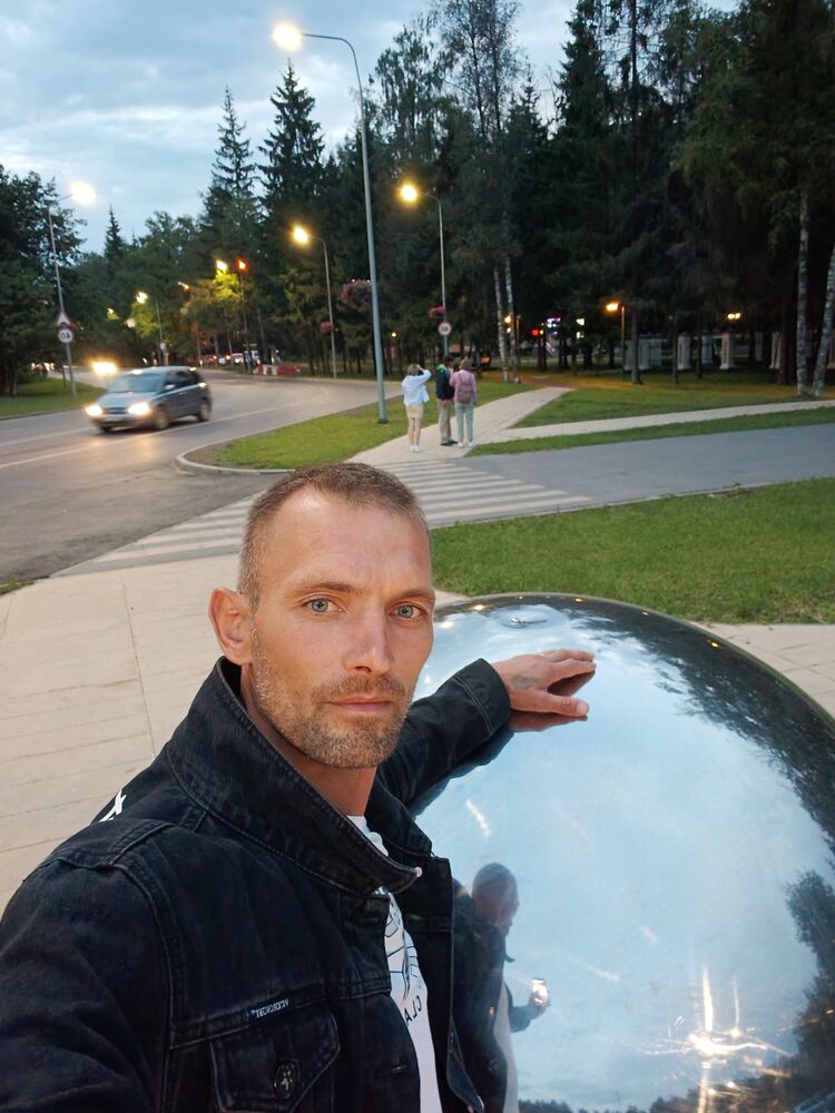  45304047  , 35 ,    