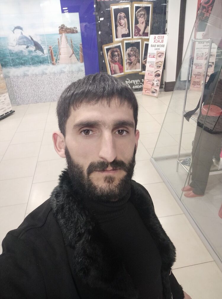  20688017  , 33 ,    