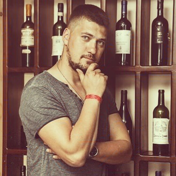  34227667  Sam, 25 ,    