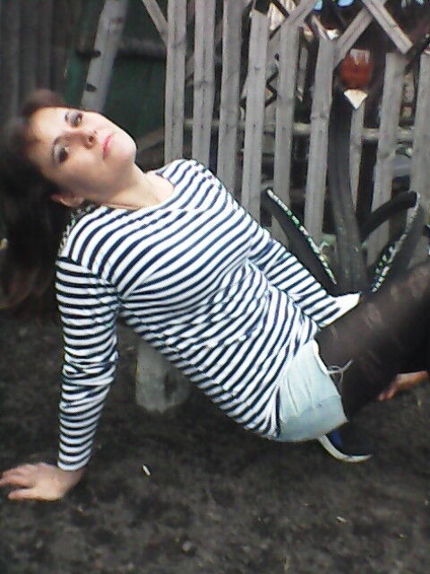  ,   Alla, 44 ,   ,   , c 