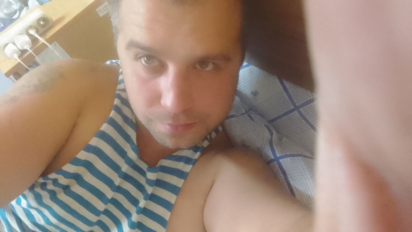  49517917  , 33 ,    