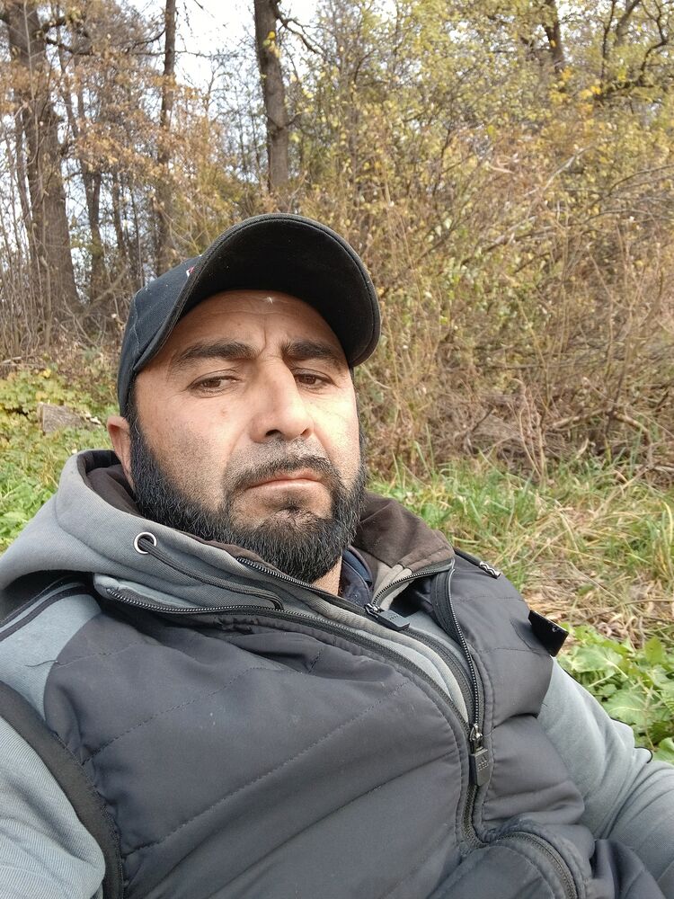  53932267  Gavhar, 40 ,    