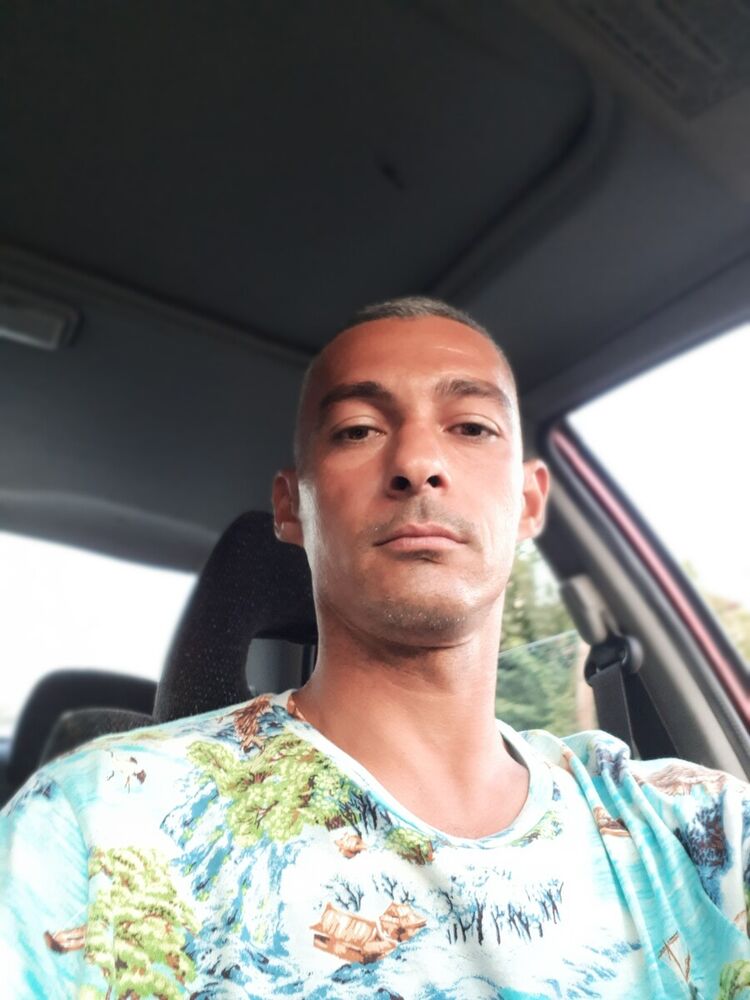  22216897  , 43 ,    