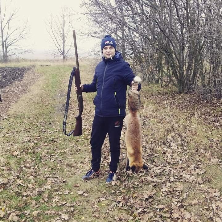  22418297  , 32 ,    