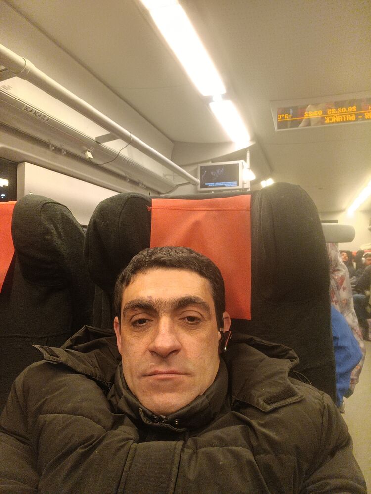  ,   , 42 ,   ,   