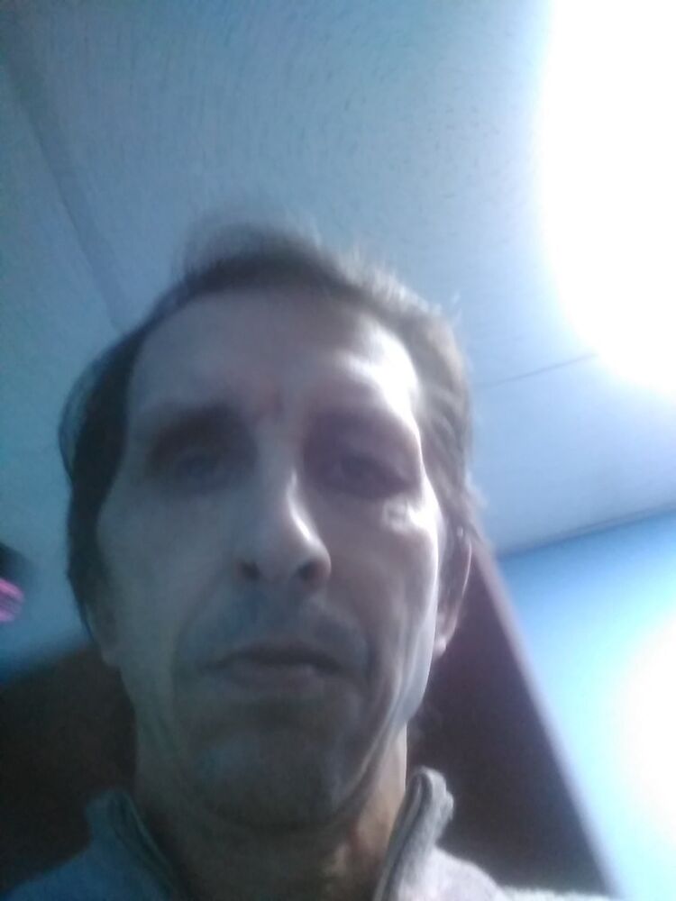  18989397  Efim, 53 ,    