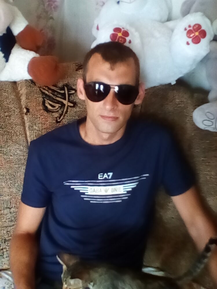  28346637  Aleks, 39 ,    -