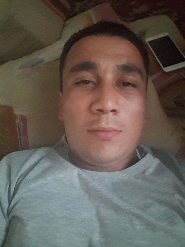  13116577  Farrux, 33 ,    