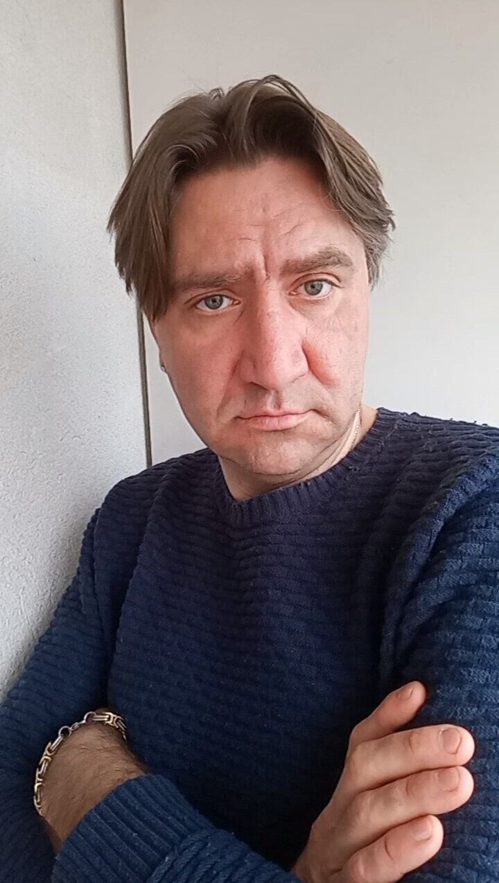  ,   Aksel, 48 ,   ,   , c , 