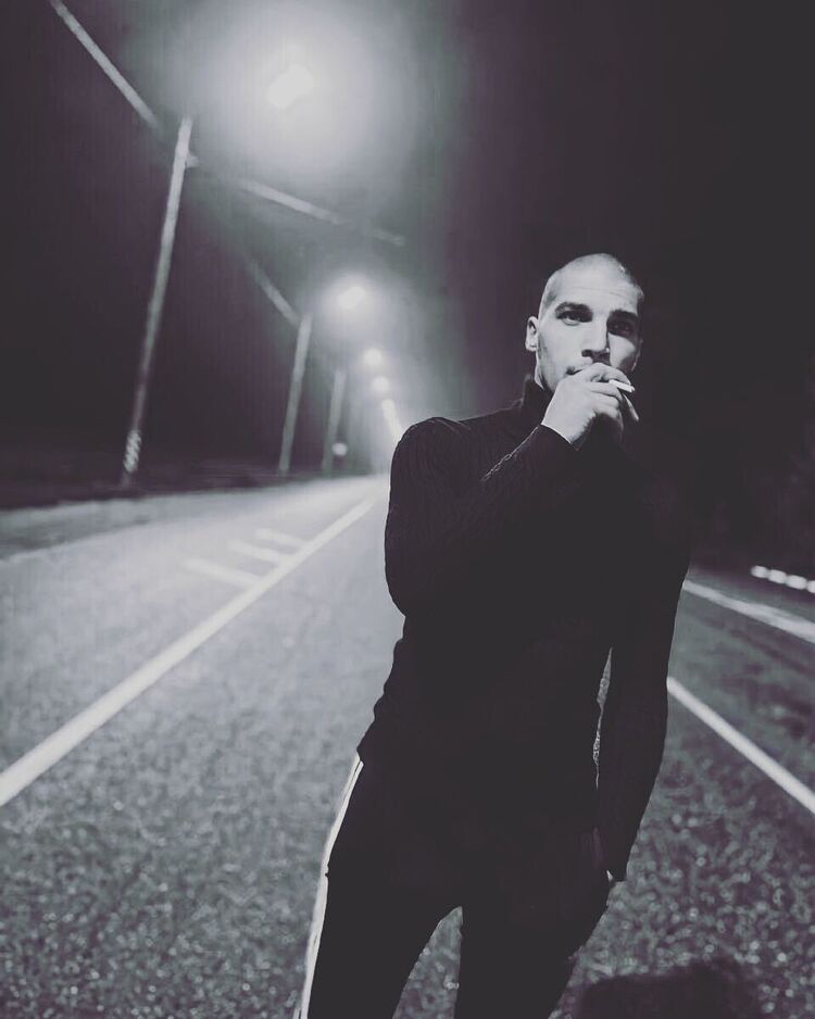  25478657  , 29 ,    