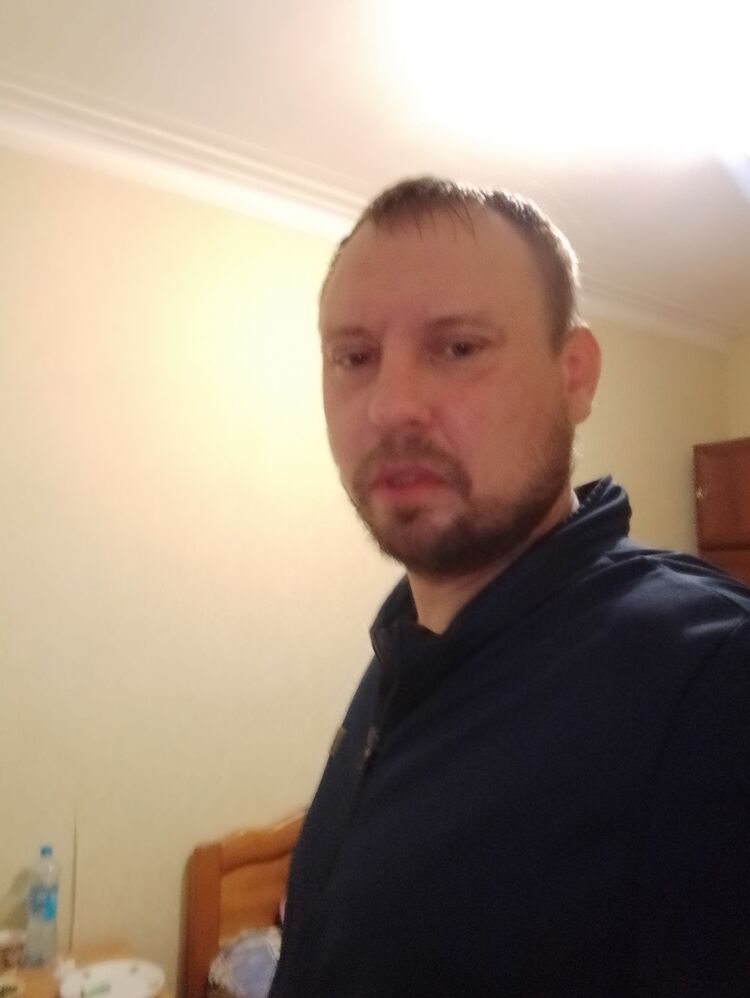  ,   Makar, 41 ,   ,   