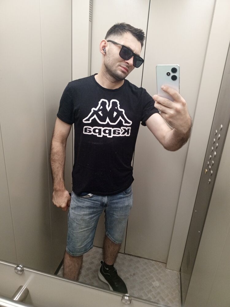  52982657  , 30 ,    
