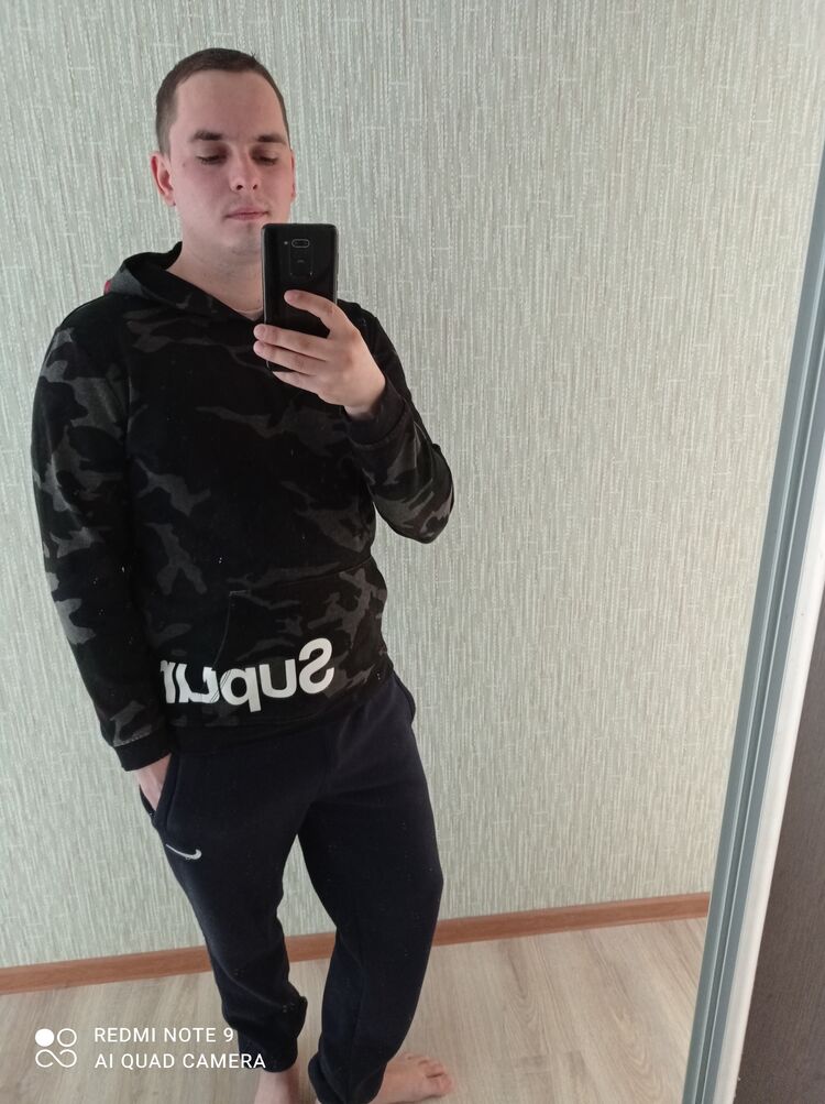  31940447  Oleg, 33 ,    