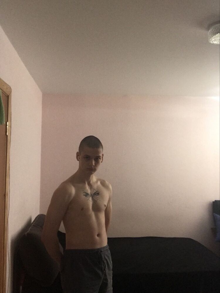  43474407  , 20 ,    