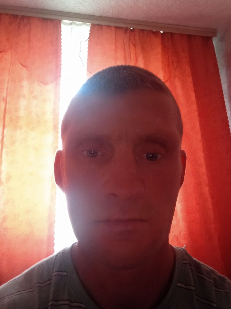  ,   Vitaly, 40 ,   c 