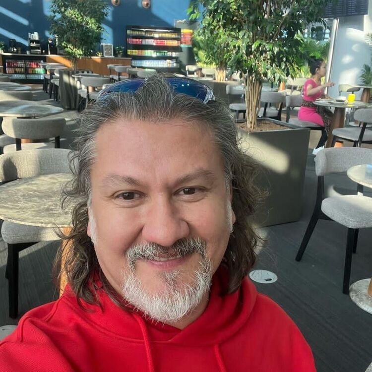  49832577  Benzel, 61 ,    Fulham