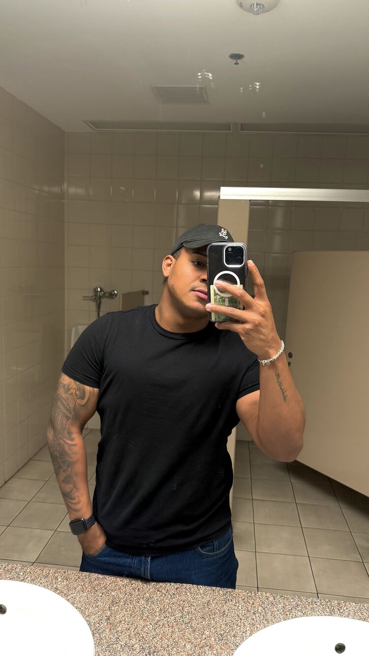  53382717  Robert, 26 ,    Kleinwarasdorf