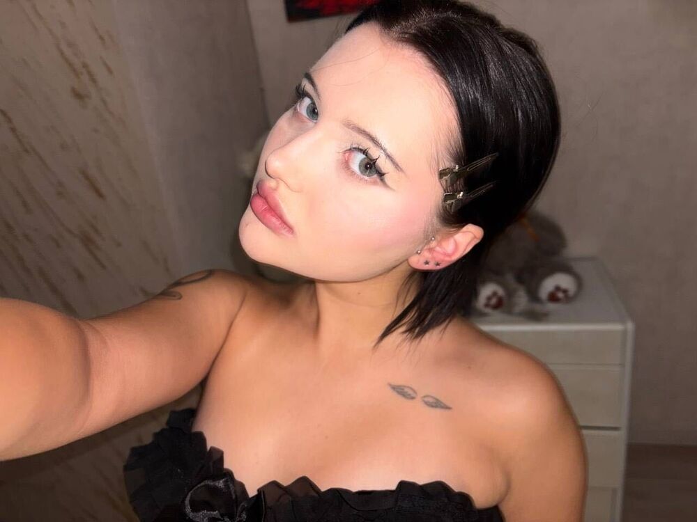  Frankfurt am Main,   , 24 ,   ,   