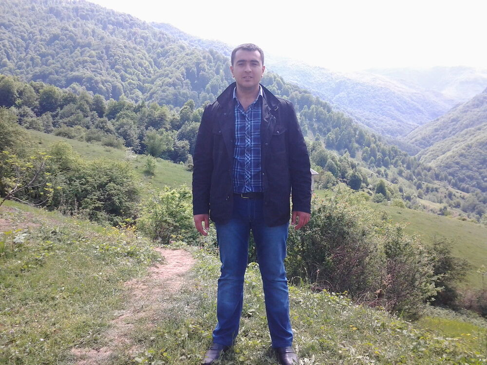  4037587  Iqr, 36 ,    