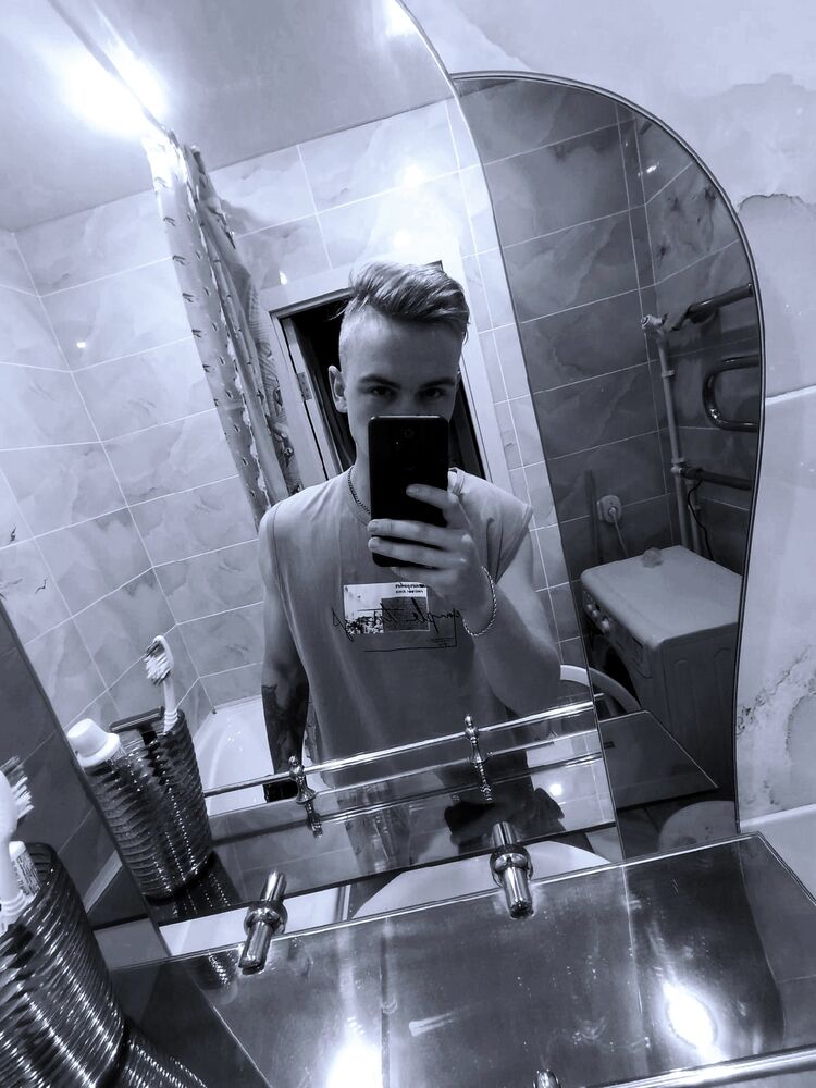  30956047  Dmitry, 25 ,    
