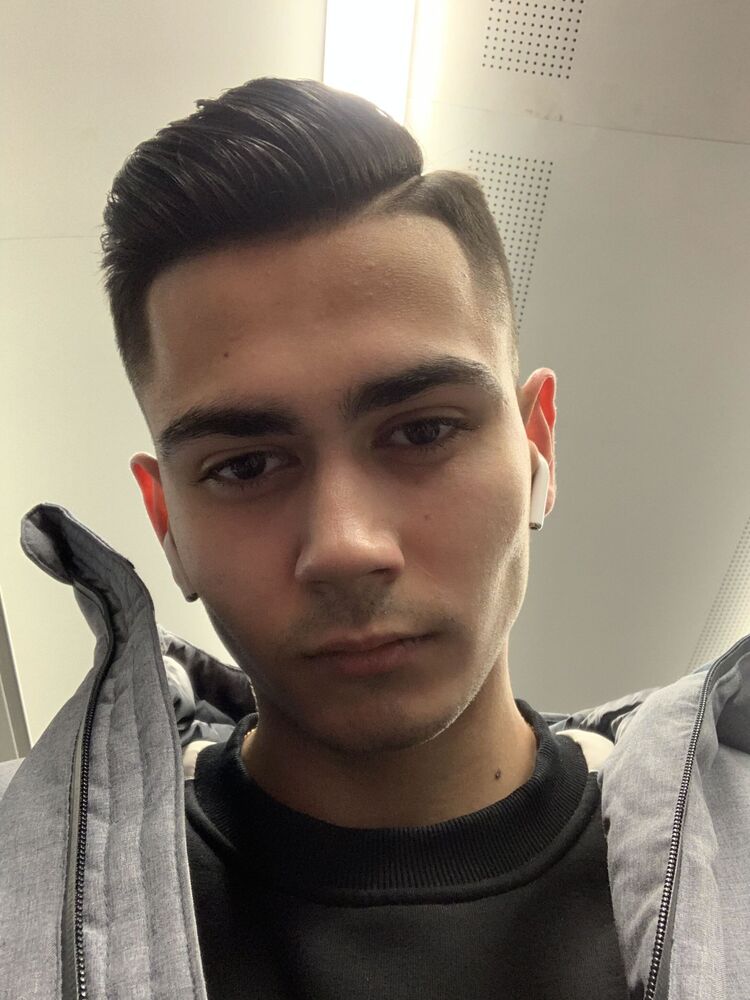  32118957  , 26 ,    
